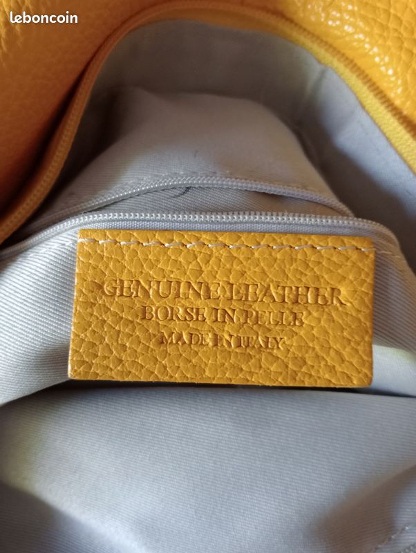 Pochette Sac En Cuir Daim Jaune Moutarde - Bandoulière, Occasion Très Bon état, Marque Genuine Leather