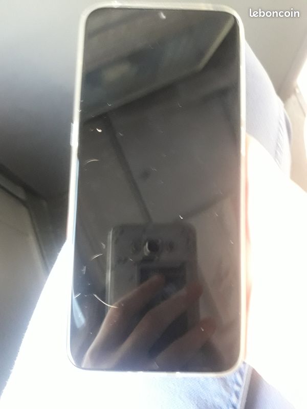 Téléphone neuf (image 1)