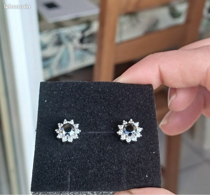 Boucles d’oreilles en argent plaqué or avec diamants de moissonite et certificat gra (image 8)