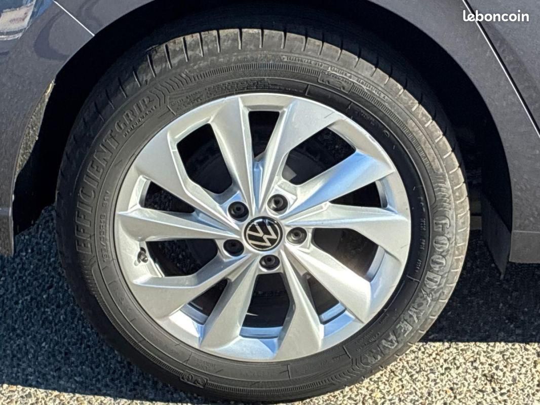 Volkswagen Polo 1.0 TSI 95 S&S DSG7 Style (image 28)