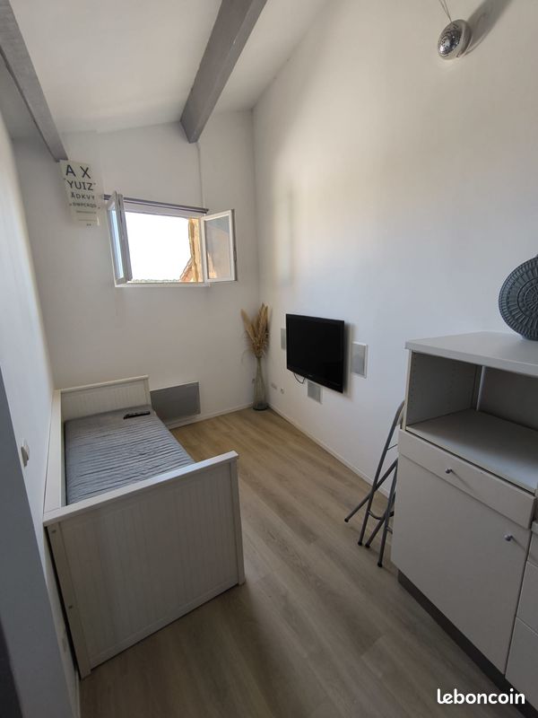 Appartement 2 pièces 32 m² · à Grans · 32 m² · 650 €