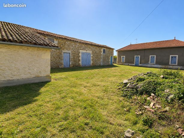 Ancienne ferme girondine – Sainte Radegonde (33350)