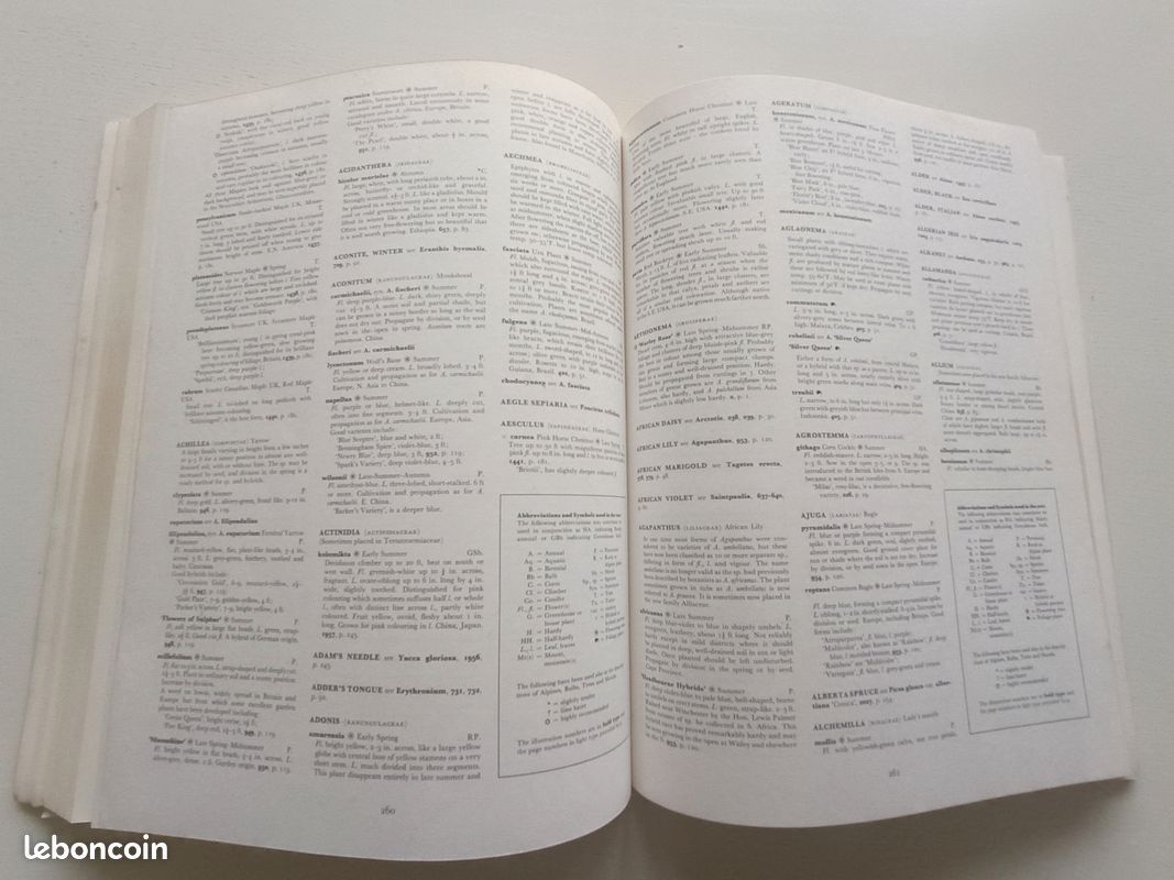 Livre. Garden Plants (image 3)