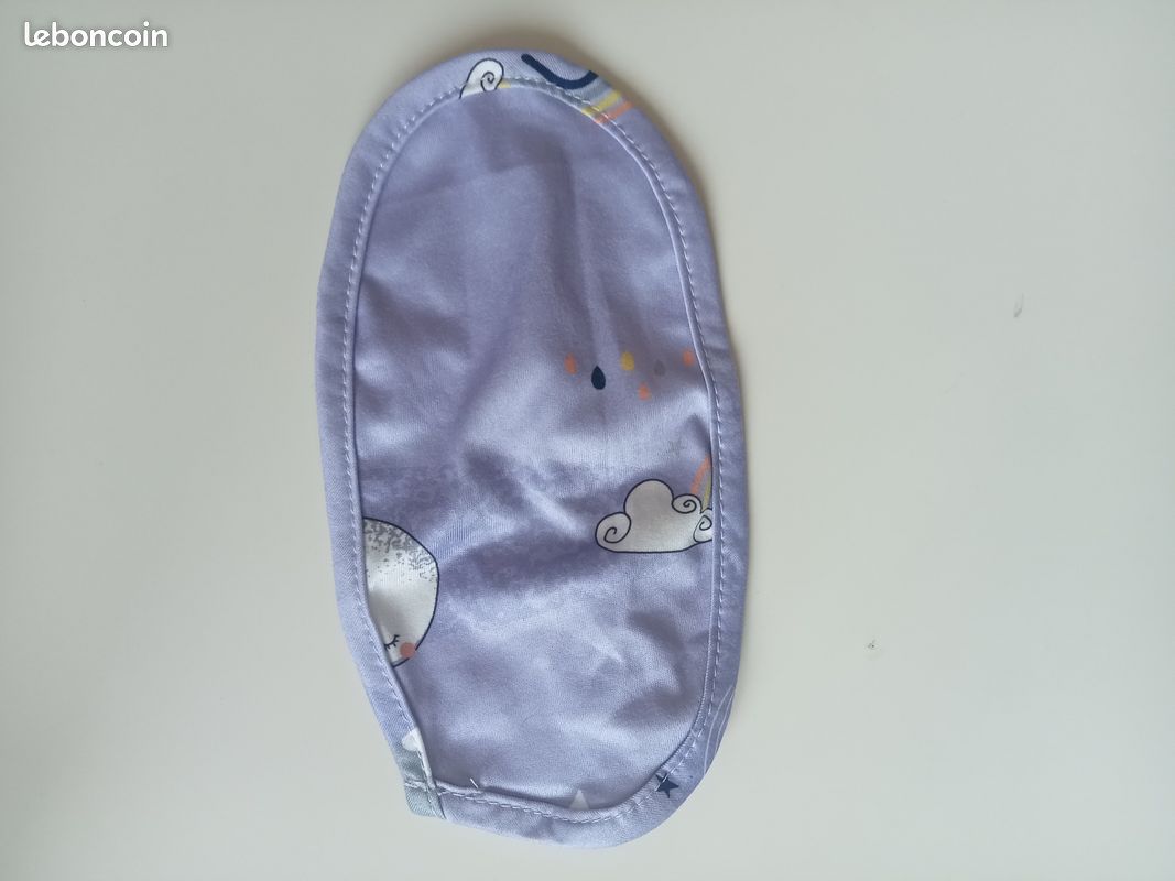 Masque de nuit pour les yeux neuf violet (image 1)