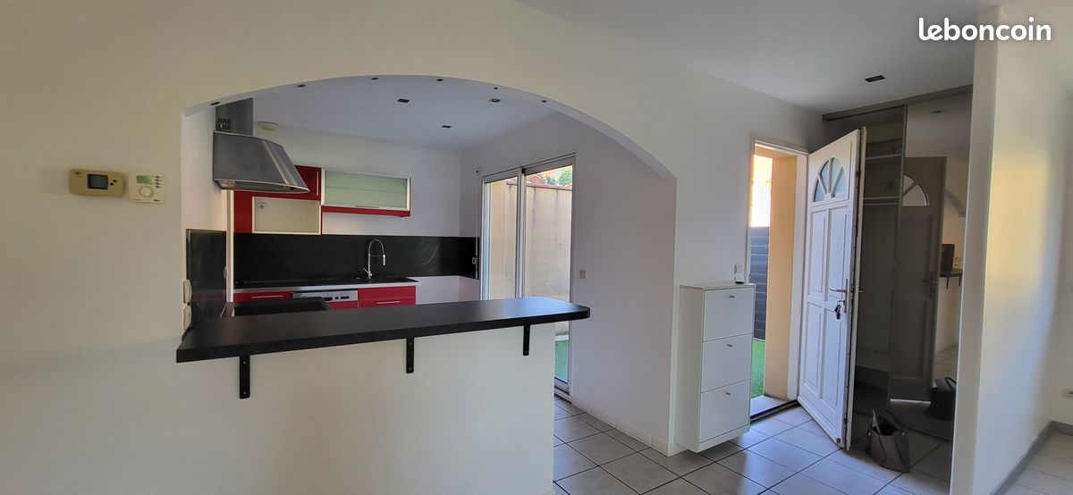 Appartement 3 pièces 79 m² · à Saint-Priest-en-Jarez · 79 m² · 860 €