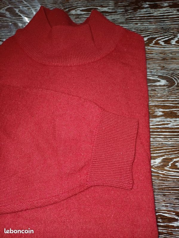 Pull rouge (image 2)
