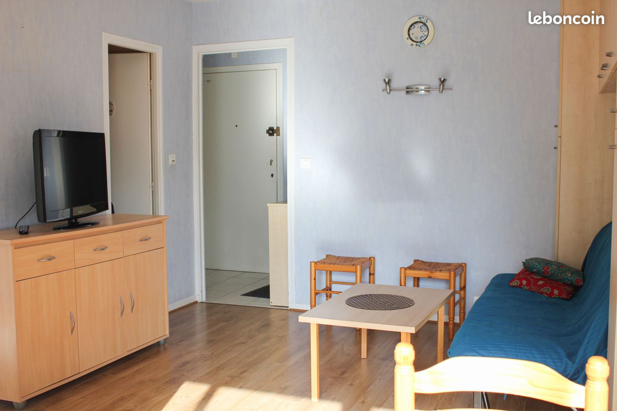 Agréable appartement à 50 m de la plage et une belle vue sur la montagne (image 6)