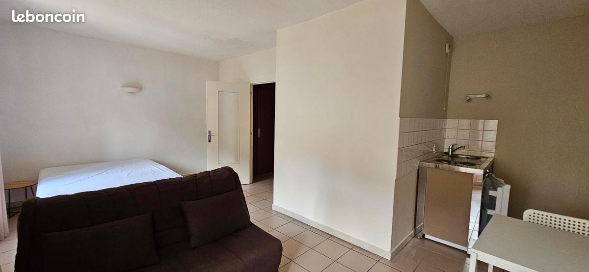 Appartement 1 pièce 30 m² · à Privas · 30 m² · 390 €