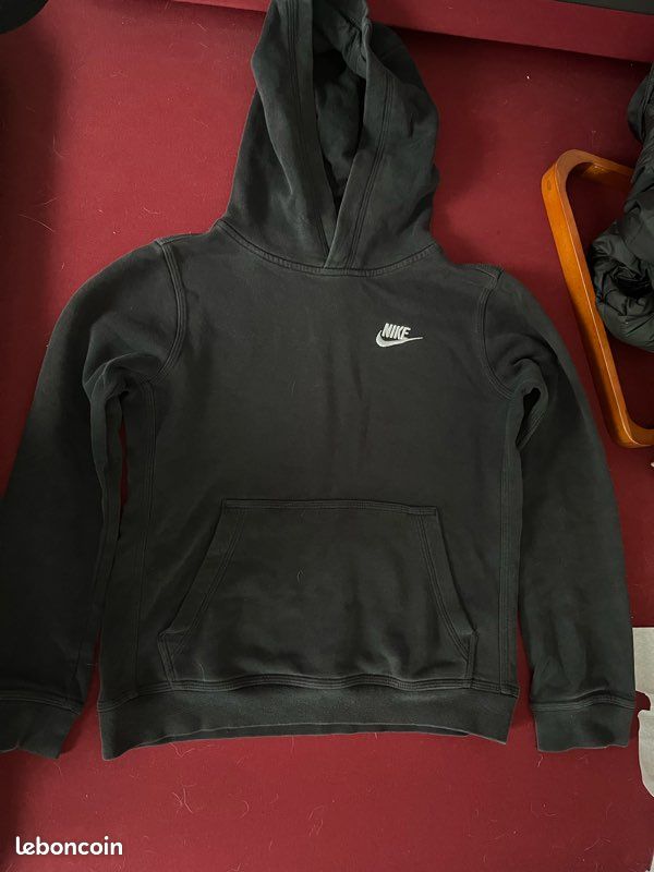 Pull Nike noir (image 2)