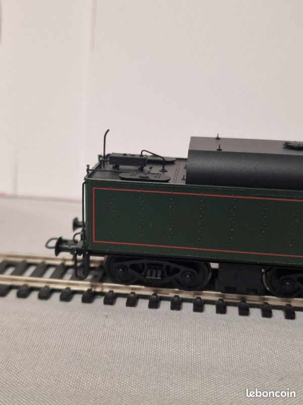 Locomotive à Vapeur 141 R 44, Tender Charbon, Livrée Vert Et Noir Sncf Sarreguemines