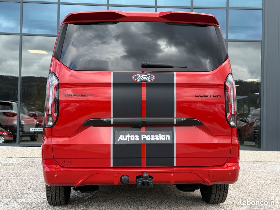 39 990 ht ford transit custom l1h1 cabine approfondie 170 ch bva8 sport. 9 900kms. 01/2025. 5 places (image 5)