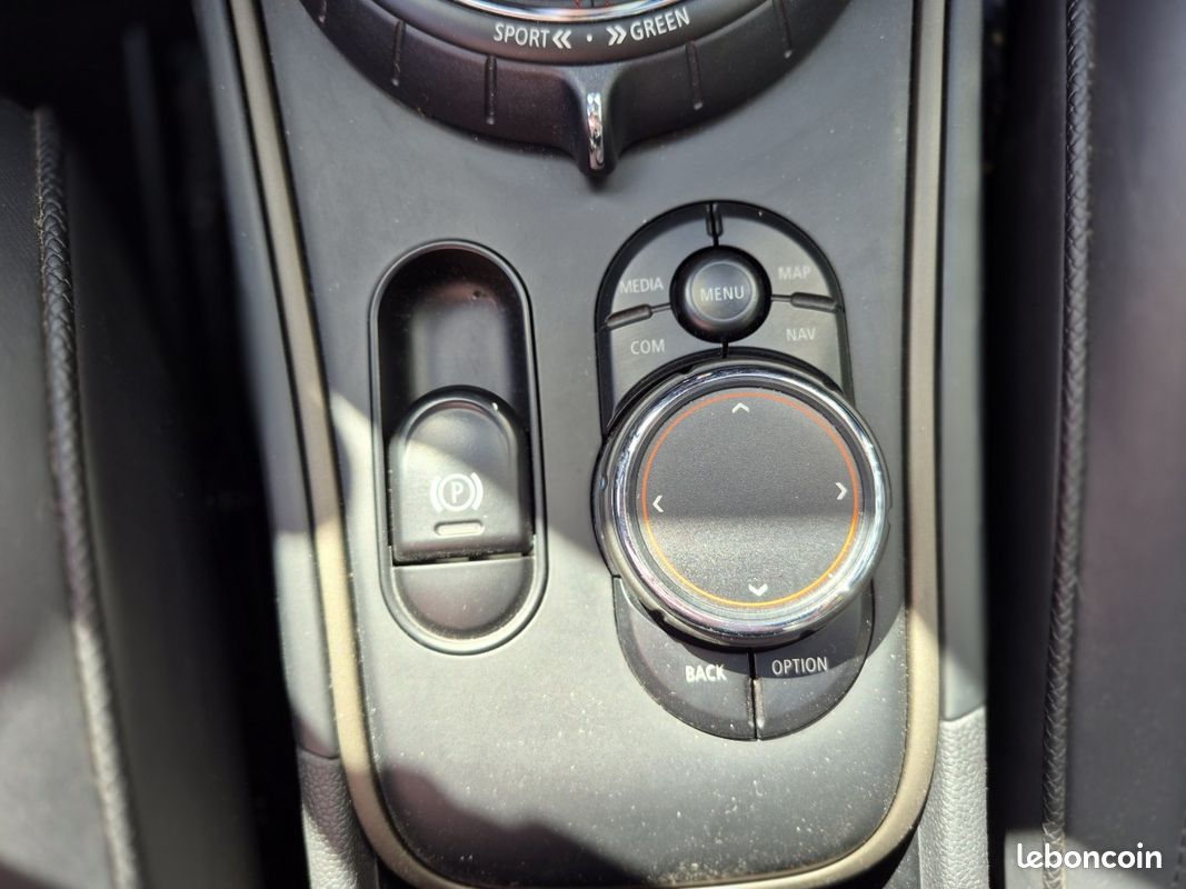 Mini COUNTRYMAN F60 192 CH BVA8 COOPER S (image 24)