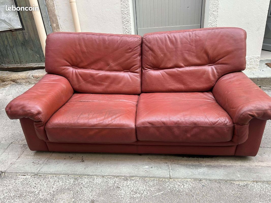 Canapé cuir rouge (image 1)