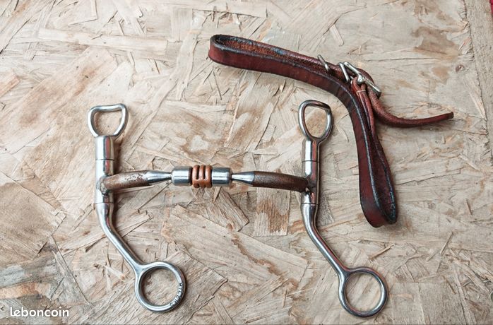 MORS WESTERN TALLE CHEVAL DE TRAT