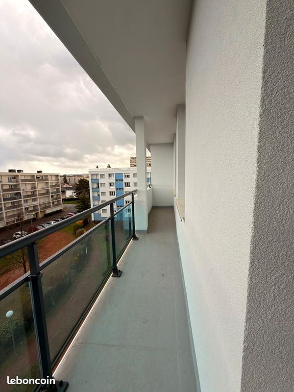 Appartement 5 pièces 63 m² · à Roanne · 63 m² · 85 000 €