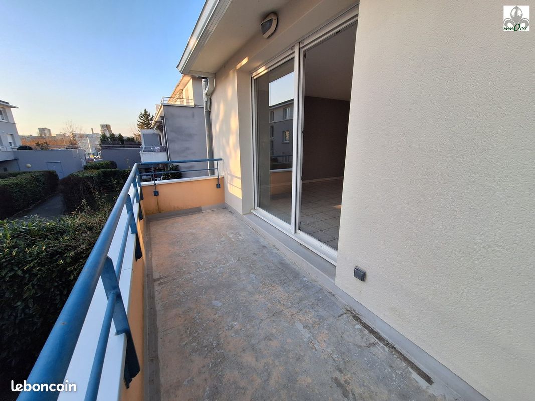Appartement 3 pièces 75 m² · à Besançon · 75 m² · 810 €