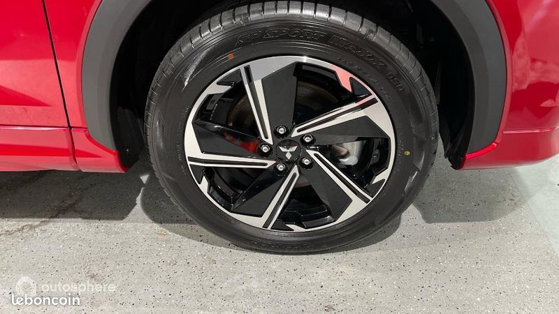 Mitsubishi Eclipse Cross 2.4 MIVEC PHEV 188ch Intense Edition 4WD (image 20)