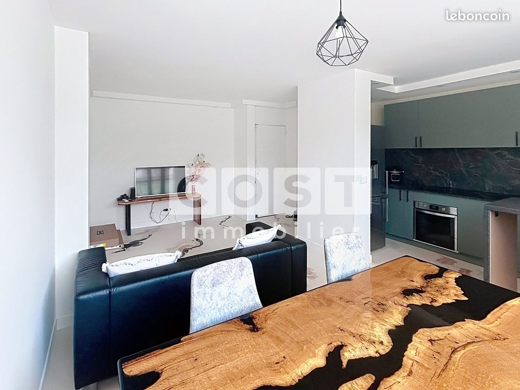 Appartement 4 pièces 71 m² · à Bois-Colombes · 71 m² · 460 000 €
