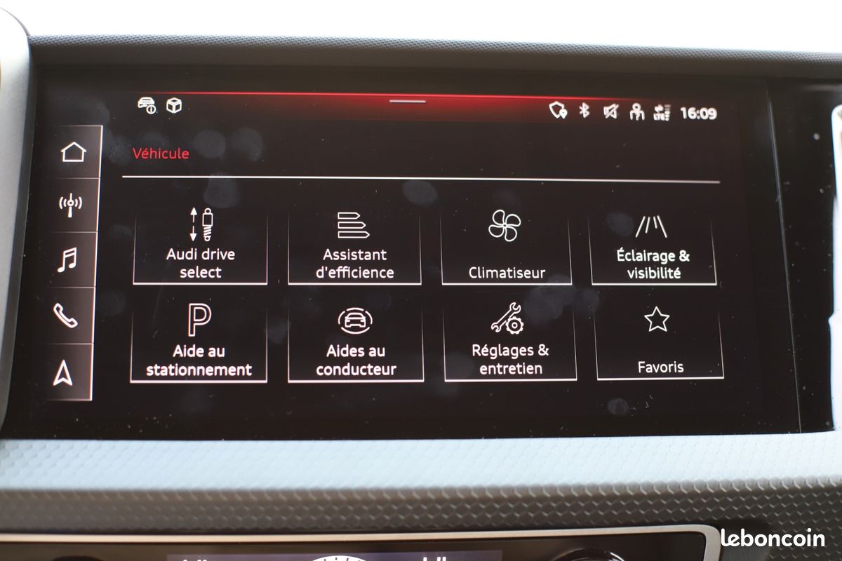 AUDI A1 ALLSTREET 30 tfsi 110 ch s tronic 7 design luxe (image 39)