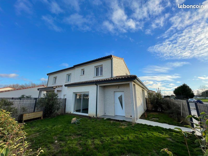 Maison 3 pièces 73 m² · à Fronton · 73 m² · 1 030 €/mois