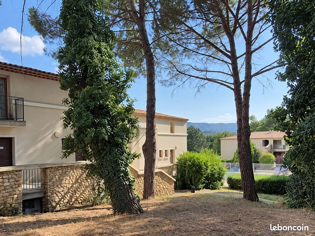 Appartement 2 pièces 38 m² · à Beaumettes · 38 m² · 89 000 €