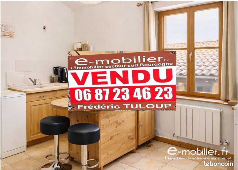 Immeuble 129 m² · à Charlieu · 129 m² · 168 000 €