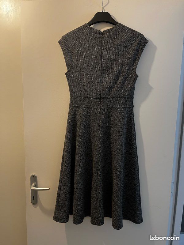 Robe femme H&M taille S (image 2)