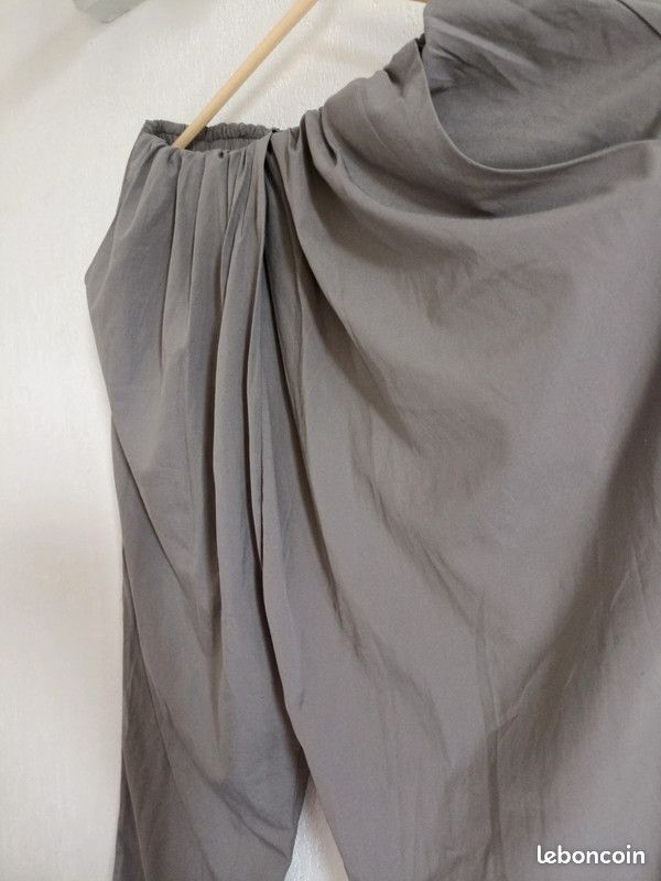 Pantalon gris 3/4 (image 3)