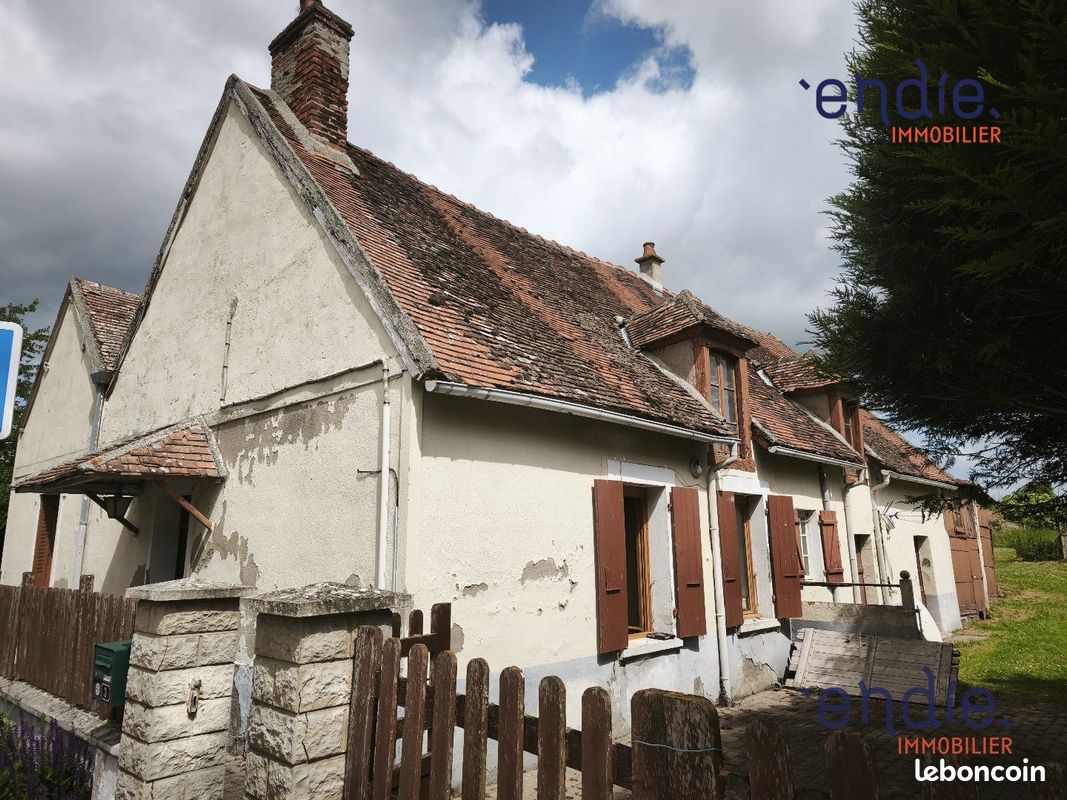 Maison 5 pièces 127 m² · à Haut-Bocage · 127 m² · 50 000 €
