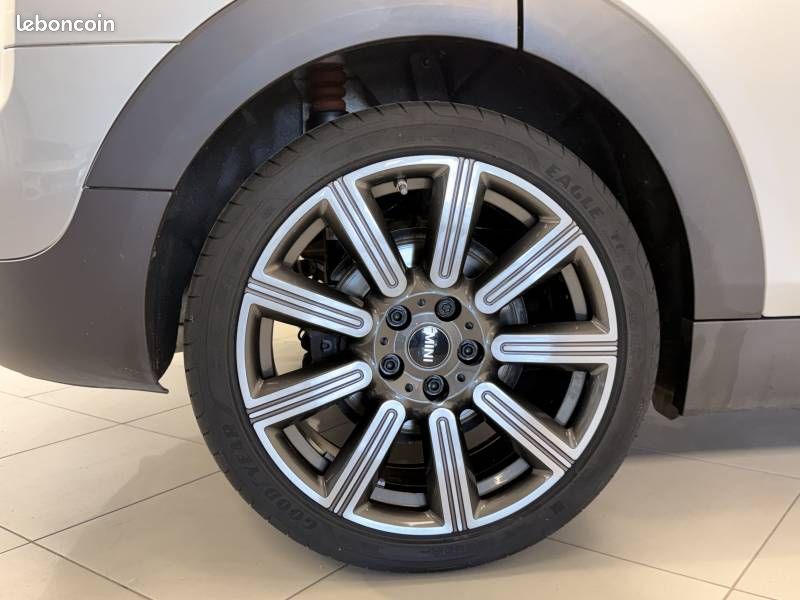 Mini Clubman Cooper 136 ch DKG7 Essential (image 17)