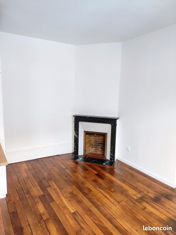 Appartement 1 pièce 18 m² · à Paris · 18 m² · 179 000 €