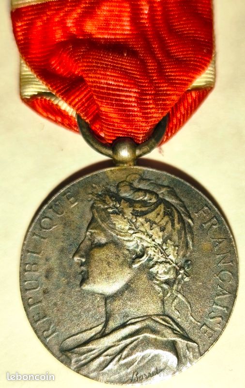 Médaille Ministère Du Travail – Argent – Décoration Officielle