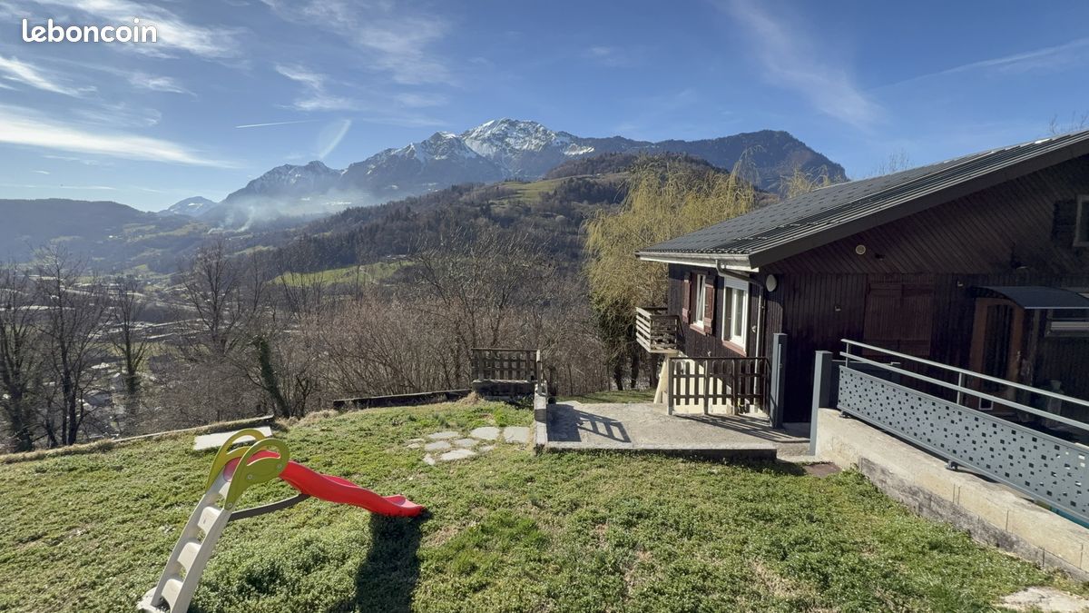 Maison 5 pièces 109 m² · à Ugine · 109 m² · 279 700 €