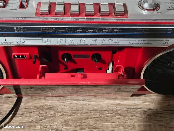 POSTE RADIO CASSETTE SHARP GF-6060 1976 EUR 60,50 - FR
