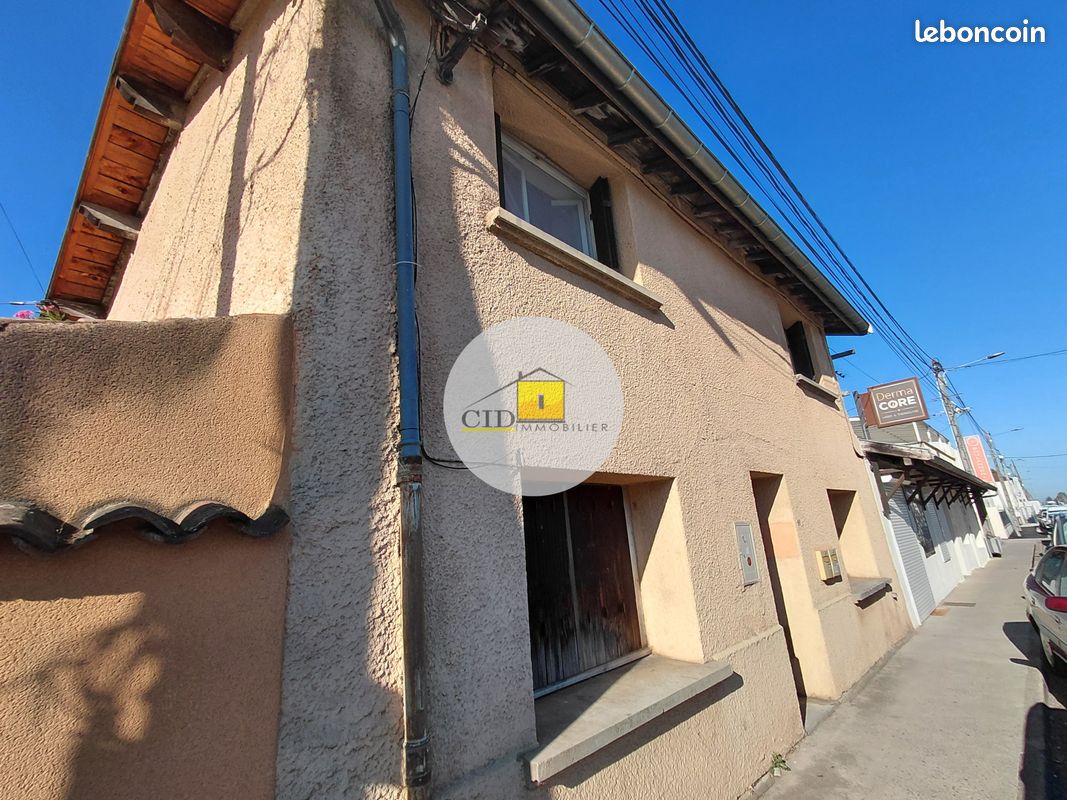 Appartement 2 pièces 32 m² · à Saint-Laurent-de-Mure · 32 m² · 500 €/mois