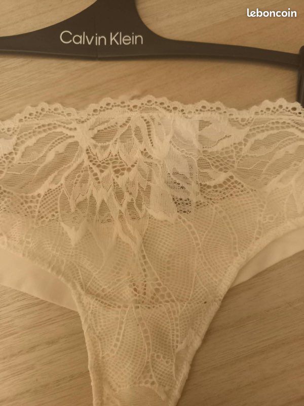 Calvin Klein culotte string en dentelle taille M neuve avec étiquette (image 11)