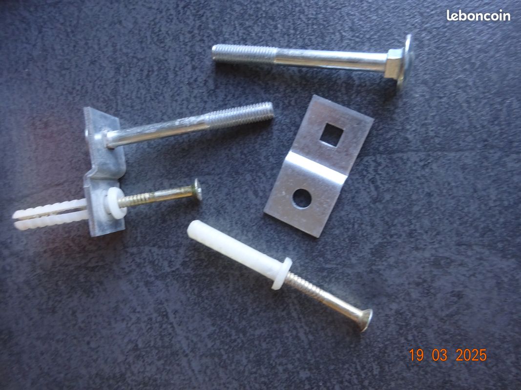 Suspentes, rosaces pour faux-plafond et murs NEUVES (image 16)