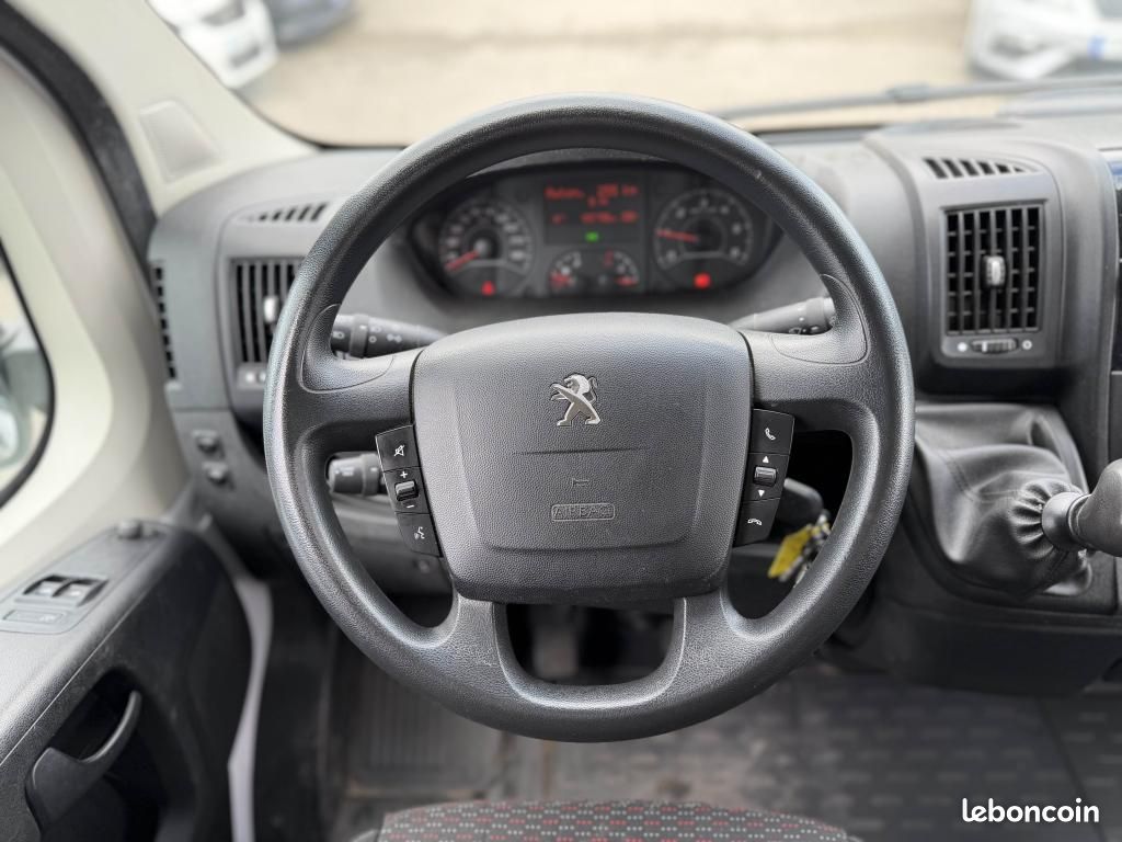 PEUGEOT BOXER Premium L1H1 2.2 BlueHDi - 120 CV 13542 HT (image 12)