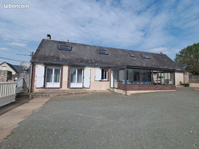 Maison 4 pièces 105 m² · à Bailleau-le-Pin · 105 m² · 241 500 €