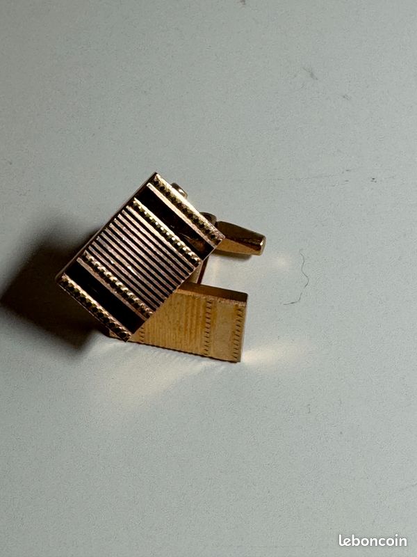 Vintage – Boutons De Manchette Tolède Dorés Avec Chimères – état D’usage