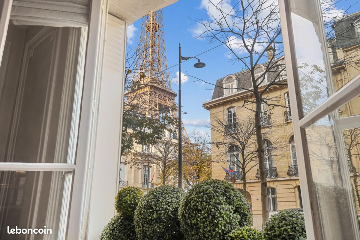 Appartement 7 pièces 144 m² · à Paris · 144 m² · 1 950 000 €