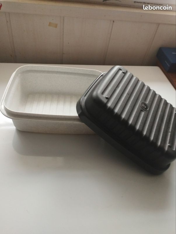 tupperware ancienne boite a pain rectangle boite boulangère jaune et