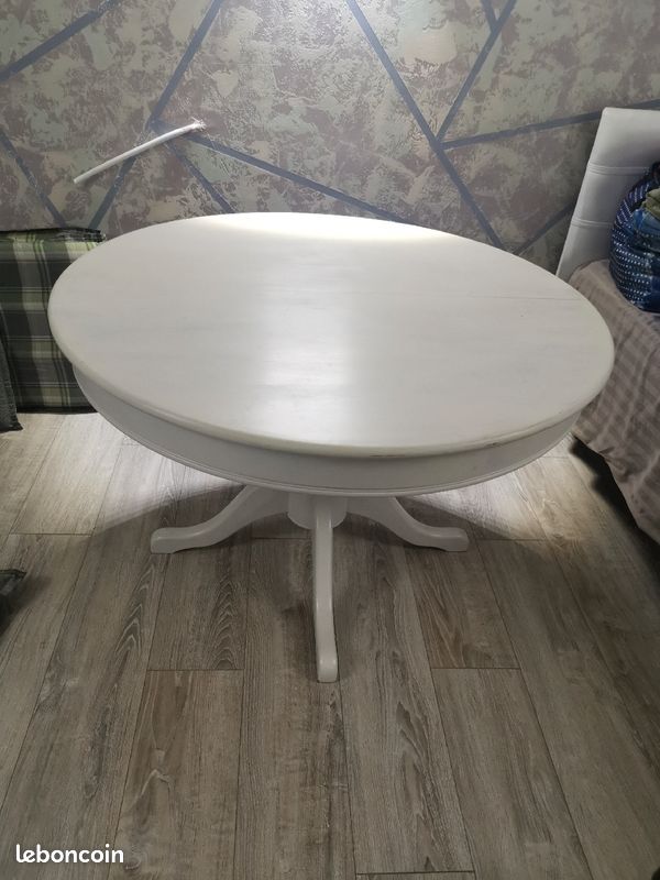 Table (image 1)
