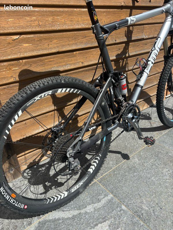 VTT BMC fourstroke 01 fs (image 5)