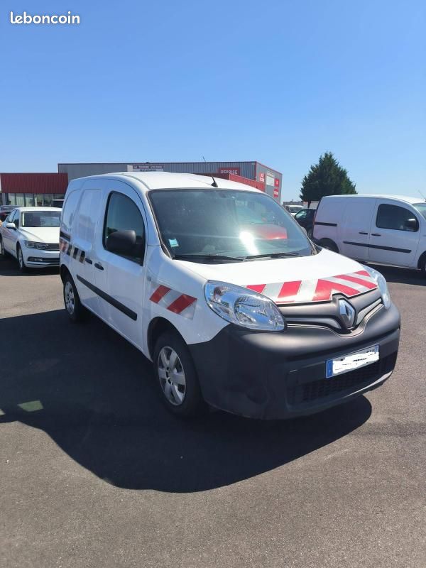 Renault Kangoo BLUE DCI 95 CV GRAND CONFORT (image 1)