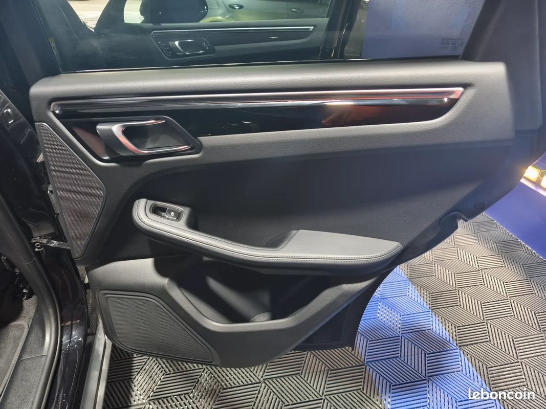 PORSCHE Macan S 3.0 354ch - 2019 - 78 000 km - Suivi complet - Porsche approuved - (image 30)