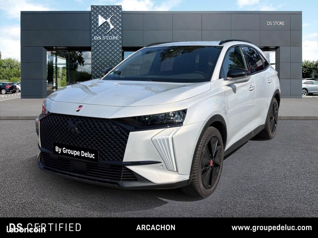 Ds DS 7 E-TENSE 4x4 300ch Performance Line (image 1)