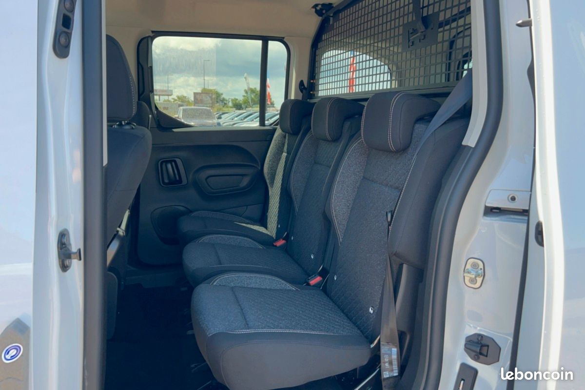 Peugeot Rifter BLUEHDI 130 EAT8 ALLURE 0MALUS (image 7)