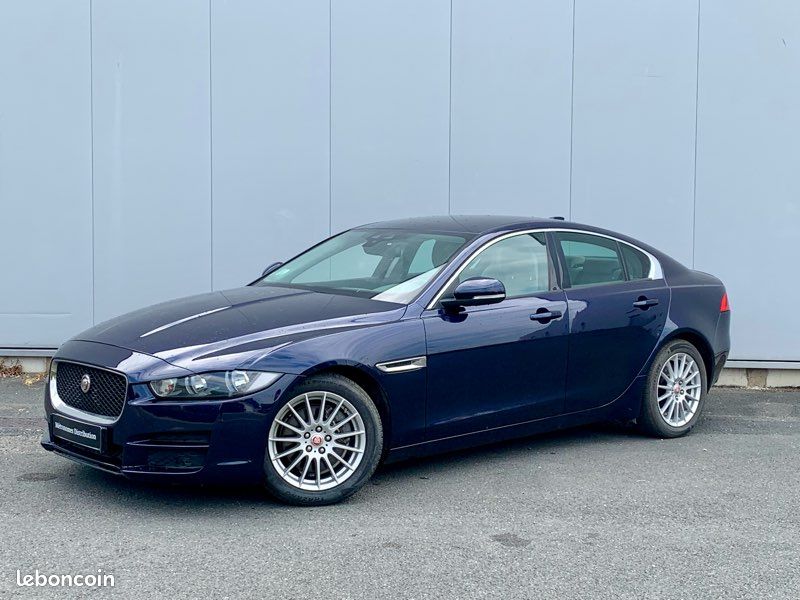 Jaguar XE 2.0D 163ch E-Performance business (image 1)