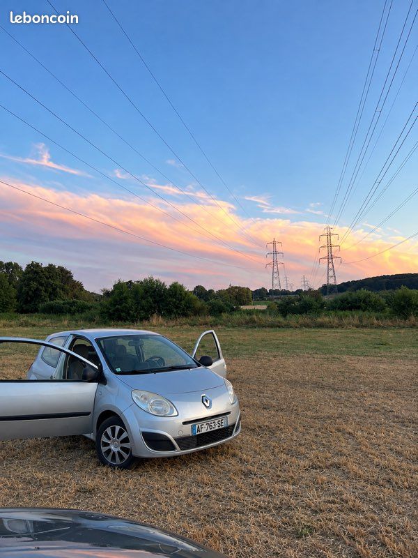 Twingo II 1.2L 75ch (image 1)